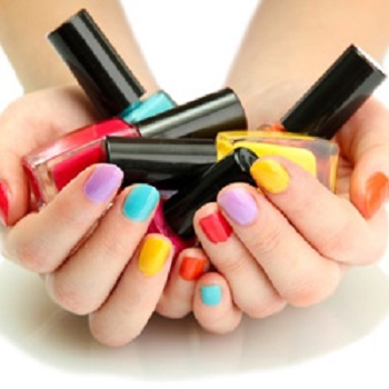 SIGNATURE NAILS - Kids Services